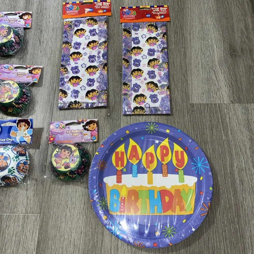 DORA THE EXPLORER Birthday Party Supplies Treat Bags Baking Cups Candle Lot